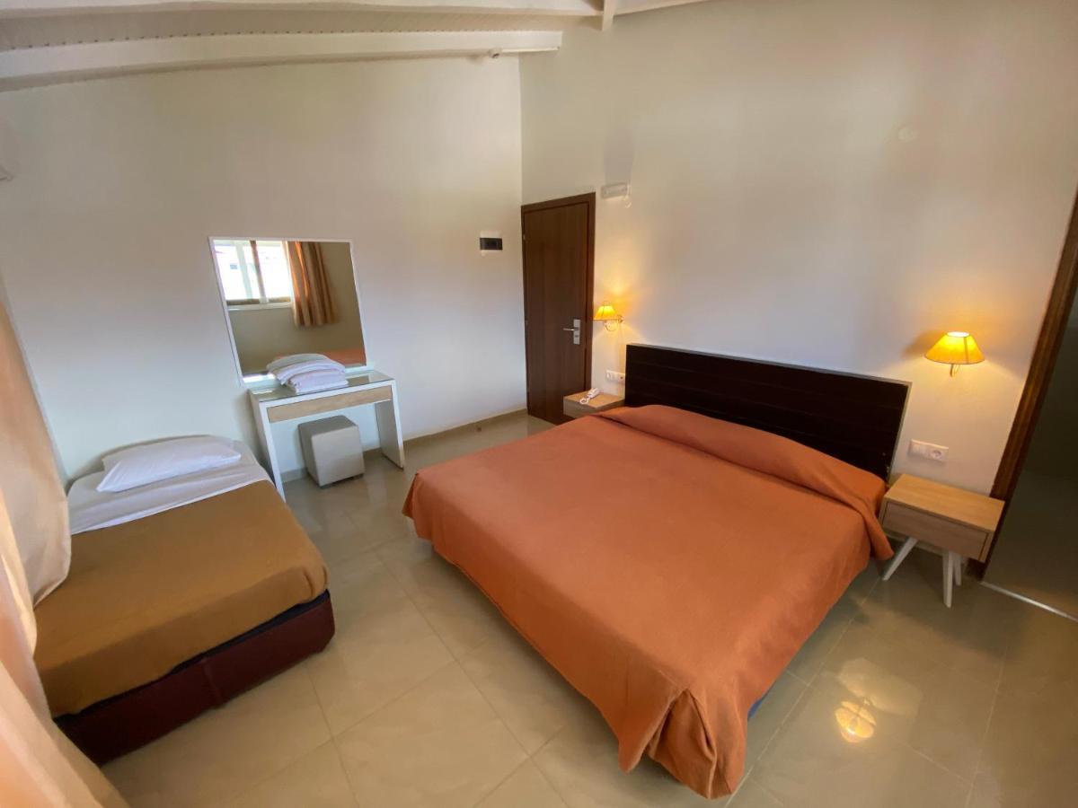 Hotel Platon Beach Олимпиаки-Акти Экстерьер фото