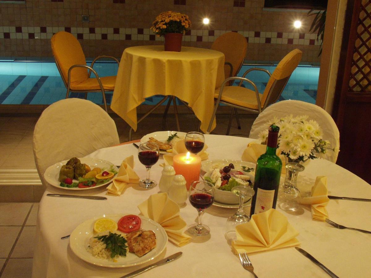 Hotel Platon Beach Олимпиаки-Акти Экстерьер фото